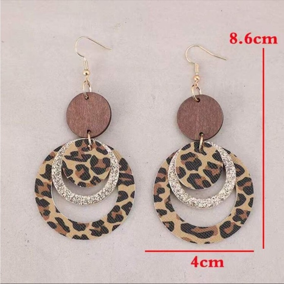 3/25 Animal Print Earrings - Picture 6 of 6